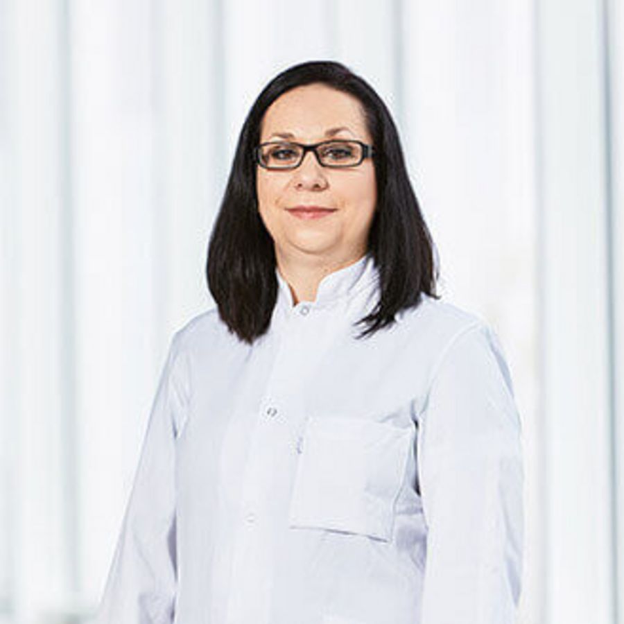 Dr. med. Dana-Christina Ghiurea Dr. med. Dana-Cristina Ghiurea