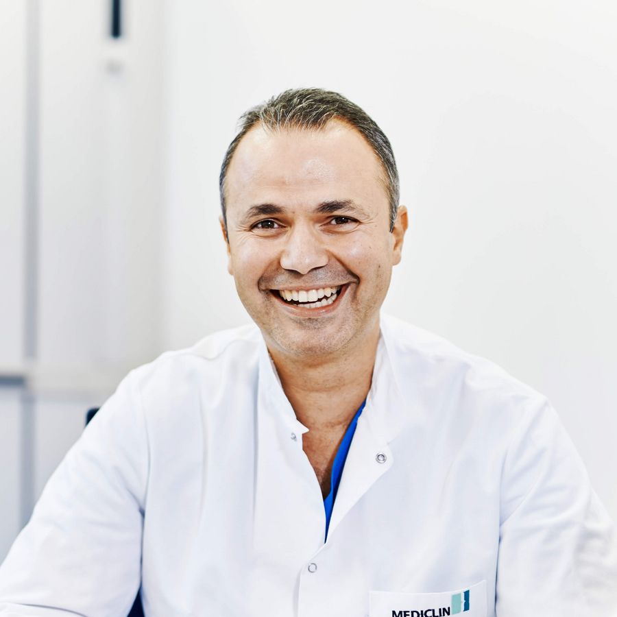 Yasser Hegazy Ass. Prof. Dr. (Univ. Alex.) Yasser Hegazy